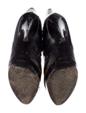 Yves Saint Laurent Rive Gauche Leather Boots