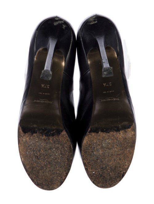 Yves Saint Laurent Rive Gauche Leather Pumps