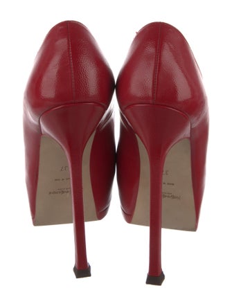 Yves Saint Laurent Rive Gauche Leather Pumps