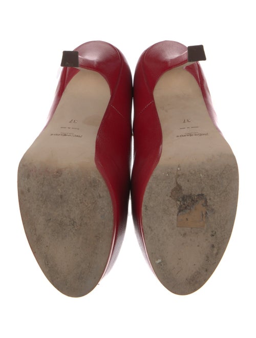 Yves Saint Laurent Rive Gauche Leather Pumps