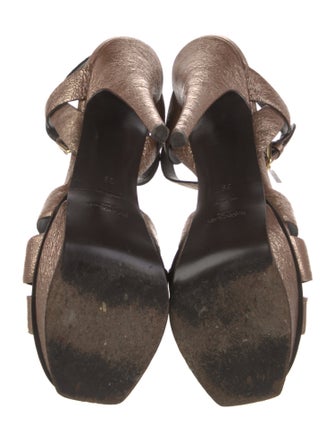 Yves Saint Laurent Rive Gauche Leather T-Strap Sandals