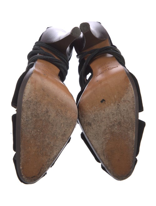 Yves Saint Laurent Rive Gauche Leather Pumps