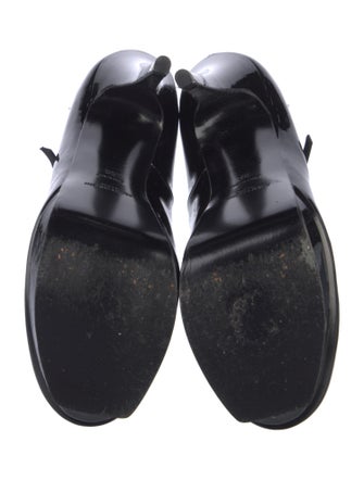 Yves Saint Laurent Rive Gauche Patent Leather T-Strap Pumps