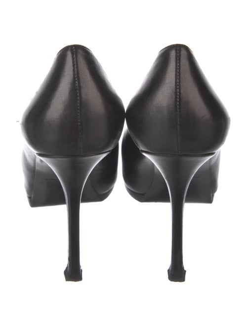 Yves Saint Laurent Rive Gauche Leather Pumps