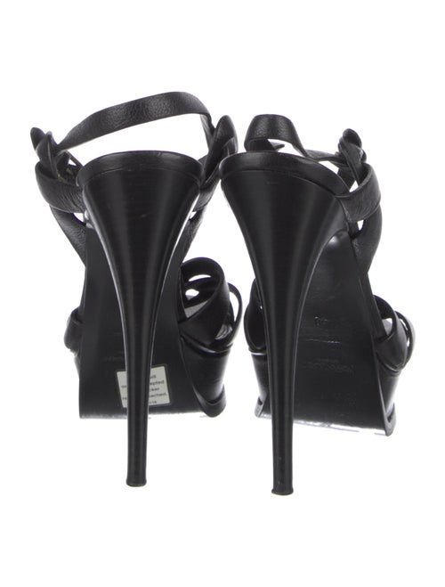 Yves Saint Laurent Rive Gauche Leather Cutout Accent T-Strap Sandals