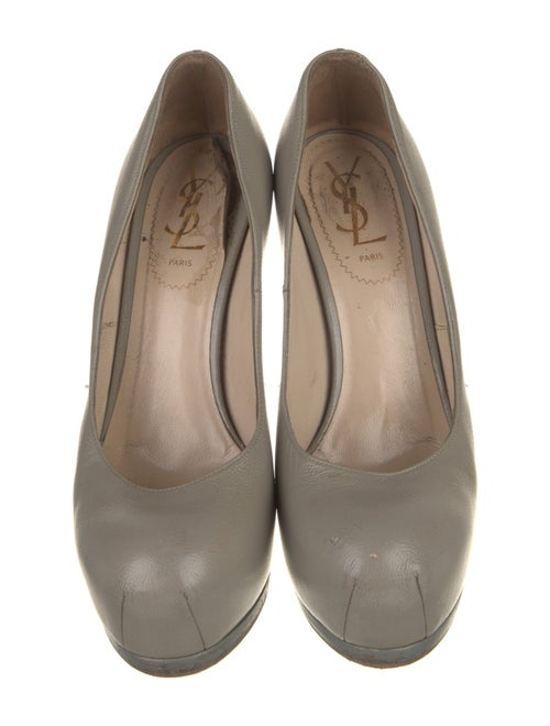 Yves Saint Laurent Rive Gauche Leather Pumps