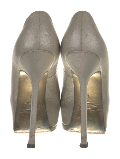 Yves Saint Laurent Rive Gauche Leather Pumps