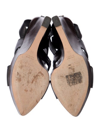 Yves Saint Laurent Rive Gauche Leather Sandals