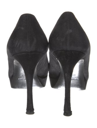 Yves Saint Laurent Rive Gauche Suede Pumps