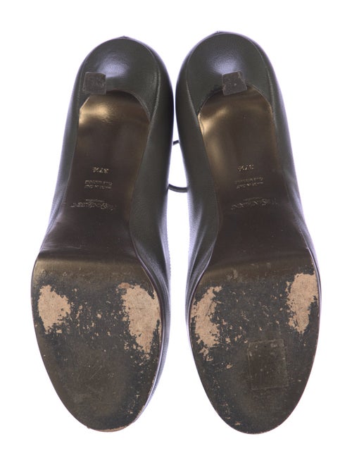Yves Saint Laurent Rive Gauche Leather Pumps