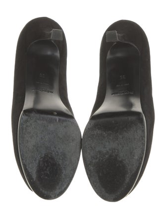 Yves Saint Laurent Rive Gauche Suede Pumps