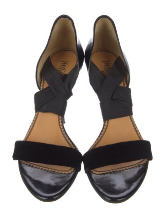 Yves Saint Laurent Rive Gauche Leather D'Orsay Pumps