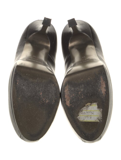 Yves Saint Laurent Rive Gauche Leather Pumps