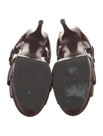 Yves Saint Laurent Rive Gauche Patent Leather Cutout Accent T-Strap Sandals