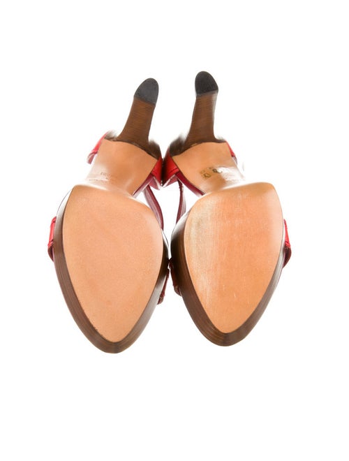 Yves Saint Laurent Sandals