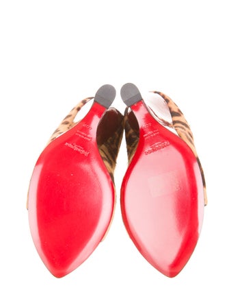 Yves Saint Laurent Wedges