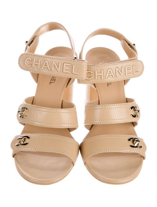 Yves Saint Laurent Muse Two Satchel