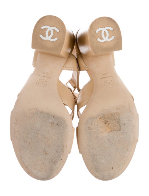 Yves Saint Laurent Muse Two Satchel