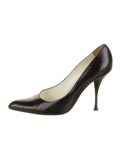 Yves Saint Laurent Leather Pumps Black