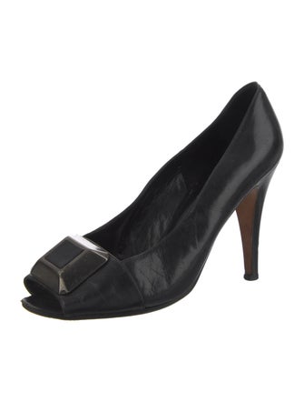 Yves Saint Laurent Leather Pumps