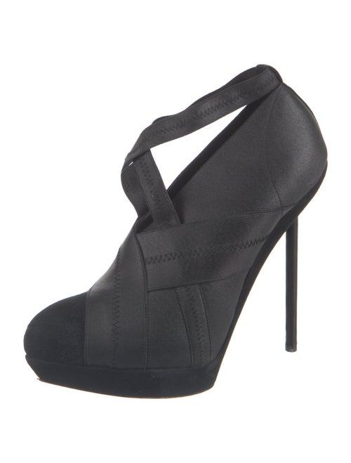 Yves Saint Laurent Mesh Accents Pumps