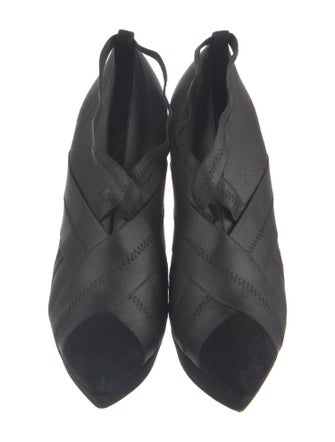 Yves Saint Laurent Mesh Accents Pumps