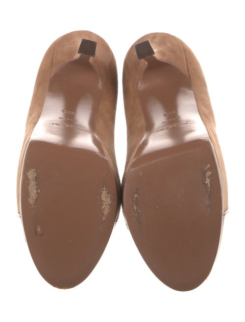 Yves Saint Laurent Rive Gauche Suede Pumps