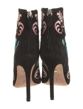 Isa Tapia Suede Patterned Boots