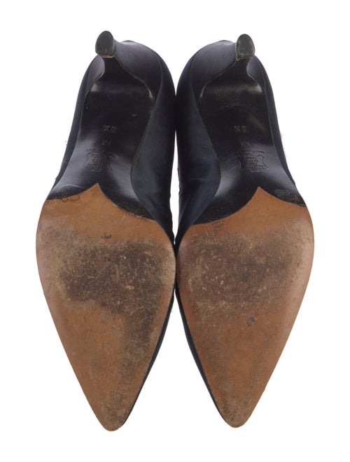 Yves Saint Laurent Satin Pumps