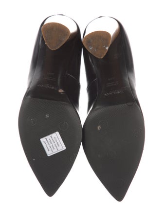 Yves Saint Laurent Rive Gauche Leather Pumps