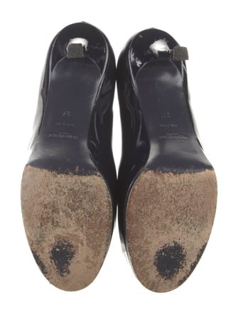 Yves Saint Laurent Rive Gauche Patent Leather Pumps