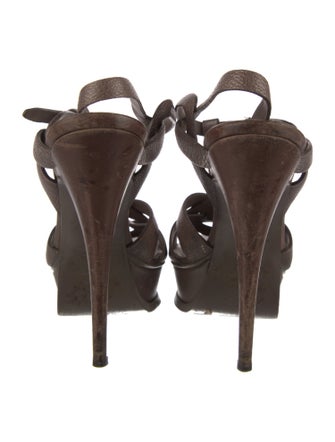 Yves Saint Laurent Leather T-Strap Sandals