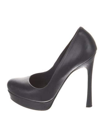 Yves Saint Laurent Rive Gauche Leather Pumps