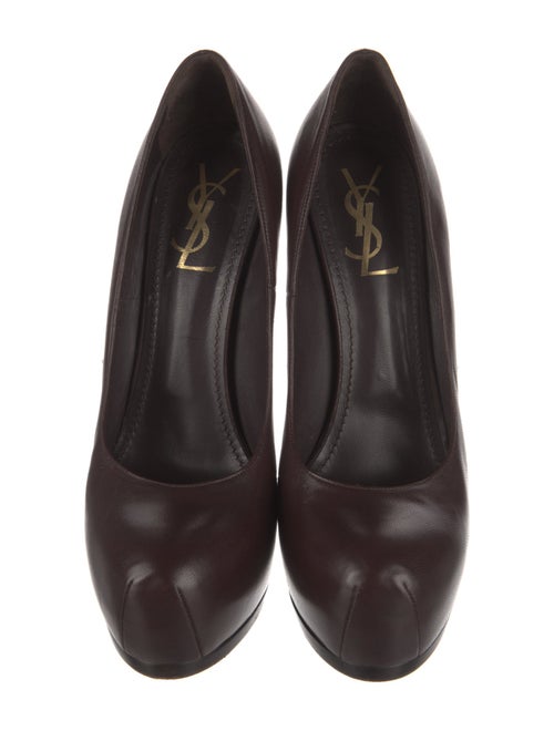 Yves Saint Laurent Leather Pumps