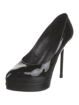 Yves Saint Laurent Patent Leather Pumps