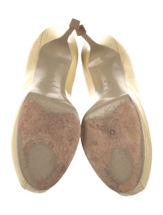 Yves Saint Laurent Rive Gauche Patent Leather Pumps