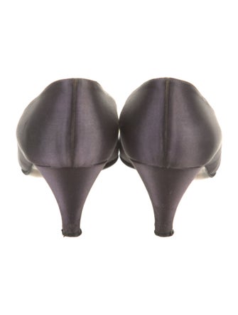 Yves Saint Laurent Satin Pumps