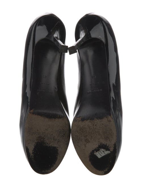 Yves Saint Laurent Patent Leather Pumps