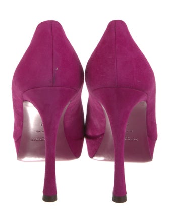 Yves Saint Laurent Suede Pumps