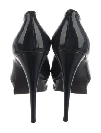 Yves Saint Laurent Patent Leather Pumps