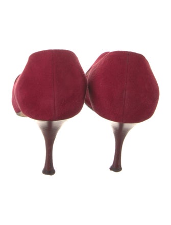 Yves Saint Laurent Rive Gauche Suede Pumps