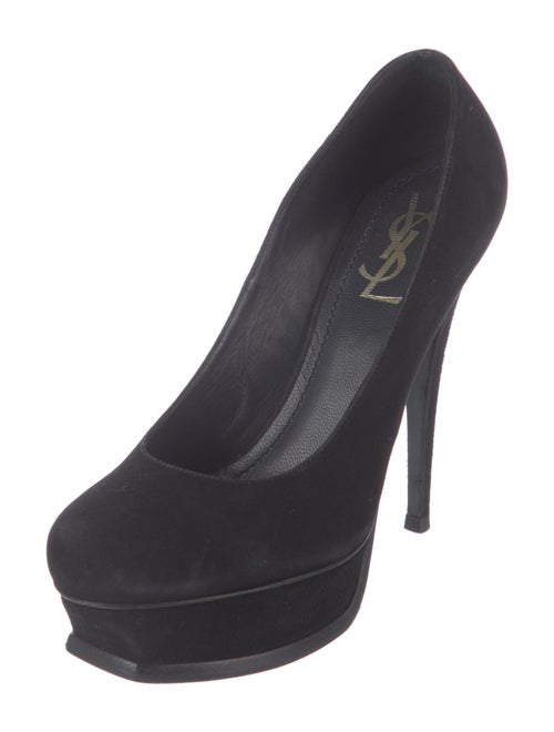 Yves Saint Laurent Velvet Pumps