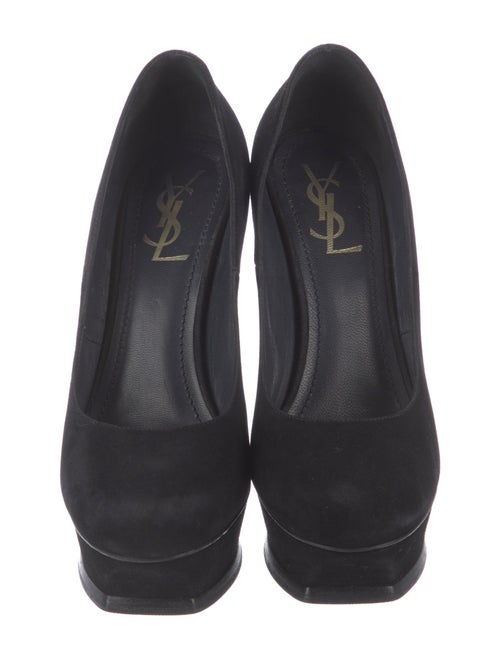 Yves Saint Laurent Velvet Pumps