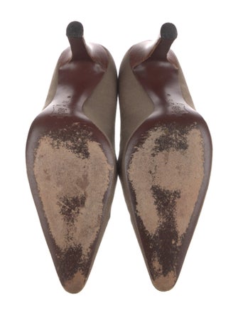 Yves Saint Laurent Canvas Pumps