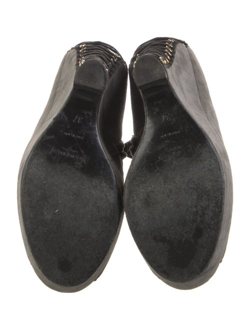 Yves Saint Laurent Rive Gauche Suede Pumps