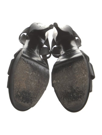 Yves Saint Laurent Leather Cutout Accent T-Strap Sandals