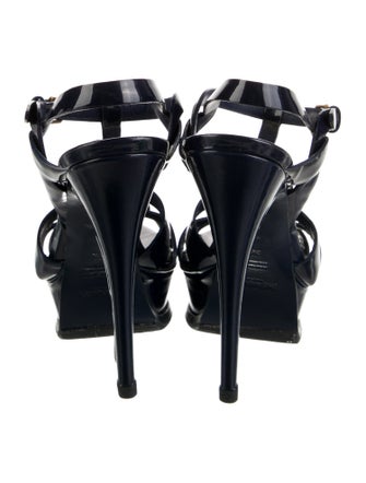Yves Saint Laurent Rive Gauche Patent Leather Cutout Accent T-Strap Sandals