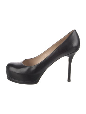 Yves Saint Laurent Leather Pumps