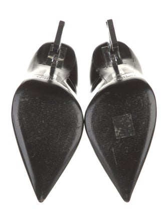 Yves Saint Laurent Patent Leather Pumps