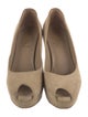 Yves Saint Laurent Suede Pumps
